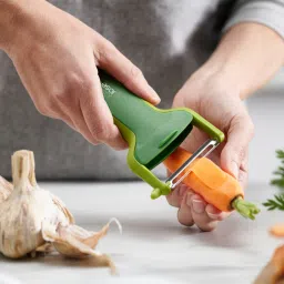 joseph joseph SafeStore Green Polypropylene & Metal Peeler image 2