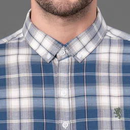 red tape Men Regular Fit Checkered Button Down Collar Casual Shirt image 4