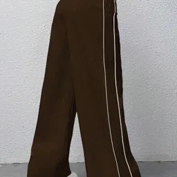 rajovati Women Solid Brown Track Pants image 2
