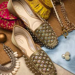 jm looks Women’s Embellished Ethnic Jutti Traditional Handmade Mojari Bead & Thread Work Bellies For Women image 2