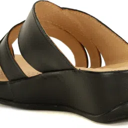 scholl Women Wedges Sandal image 3