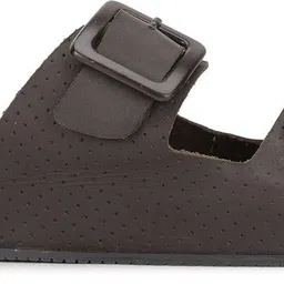 bata Men Casual Sandal image 3