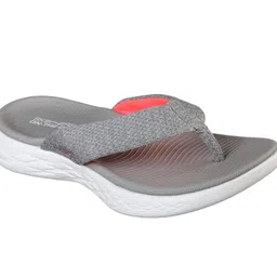skechers Women's On The Go 600 Preferred Slipper image 1