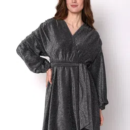 Vero Moda Embellished V-Neck Puff Sleeves Tie-Ups Fit & Flare Dress-picture-20