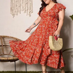 Berrylush Curve Women Floral Print Flutter Sleeve Fit & Flare Midi Dress-picture-24