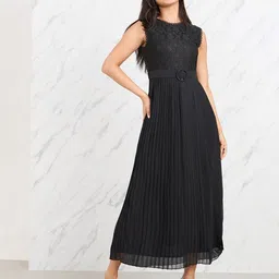 Styli Pleated Maxi Dress with Lace Top Pleated Maxi Dress and Belt-image-14