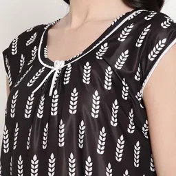 Secret Wish Black Printed Maxi Nightdress image 4