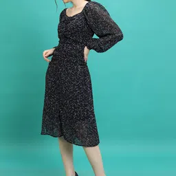 Tokyo Talkies Black Floral Printed Puff Sleeves Ruched A-Line Midi Dress image 5