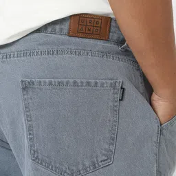Urbano Plus Men Loose Fit Washed Cargo Non-Stretchable Jeans With 6 Pockets image 2
