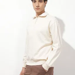 roadster Men Solid Hooded Neck White Sweater image 3