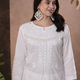 ada Women Chikan Embroidery, Embroidered Pure Cotton Straight Kurta image 4