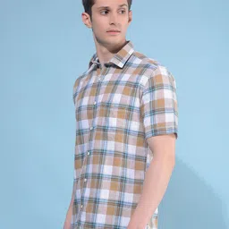 Crimsoune Club Classic Slim Fit Tartan Checks Opaque Checked Casual Shirt image 5