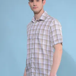 Crimsoune Club Resort Collar Slim Fit Tartan Checks Casual Shirt image 5