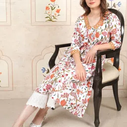 jinvaram Women Floral Print Viscose Rayon A-line Kurta-picture-28