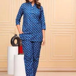 Ichaa Ethnic Motifs Printed Mandarin Collar Pure Cotton Kurti With Pyjamas image 4