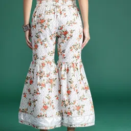 sangria Women Flared White Polyester Trousers image 3