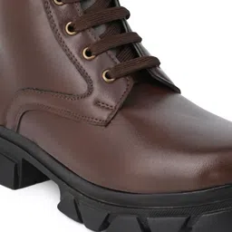 roadster Boots For Women image 4