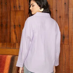 campus sutra Women Regular Fit Checkered Spread Collar Casual Shirt image 2