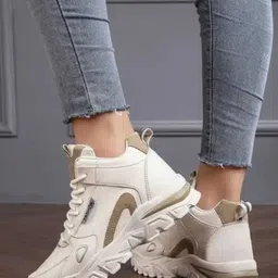 akrabs Sneakers For Women image 2