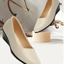 footoxx Women Bellies Sandal image 1