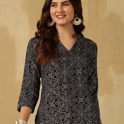 anouk Casual Regular Sleeves Printed Women Multicolor Top-picture-11