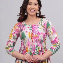 tantanatan Women Floral Print Viscose Rayon Anarkali Kurta image 4