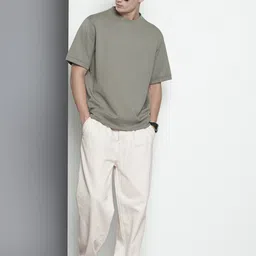 the indian garage co. Men Relaxed Fit Mid Rise White Jeans image 5