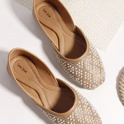 retro walk Bellies For Women-picture-23