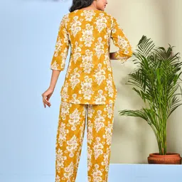 miss rekha Women Night Suit Set Yellow Printed image 2