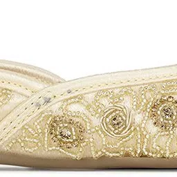 bata Bellies For Women image 3