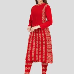 magknit Women Wool Kurta Pant Set image 4