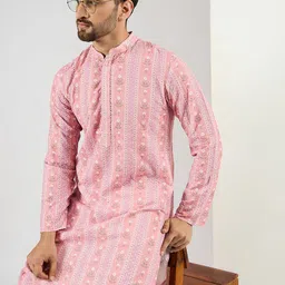 House of Pataudi Floral Embroidered Mandarin Collar Chikankari Straight Kurta-image-79