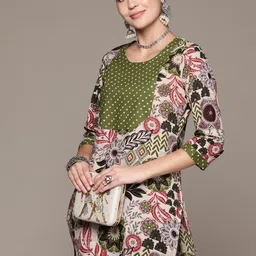 Readiprint Fashions Floral Printed Pure Cotton Kurta with Trousers-image-60