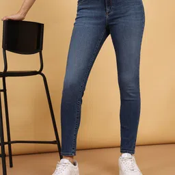Wrangler Women Skinny Fit High Rise Clean Look Light Fade Stretchable Jeans-image-52