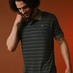 Campus Sutra Men Olive Green Striped Polo Collar Outdoor Cotton T-shirt-picture-57