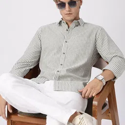 HERE&NOW Slim Fit Vertical Striped Opaque Cotton Casual Shirt-picture-41