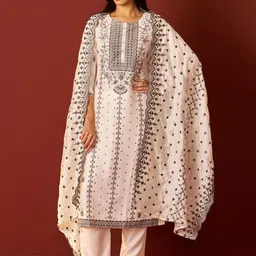 Indo Era Women Floral Embroidered Kurta with Trousers & Dupatta image 3
