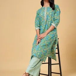 RANGMANCH BY PANTALOONS Women Green Floral Printed Pure Cotton Kurti with Trousers-picture-10