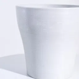 ugaoo White Plastic Tivoli Large Desk Pot image 3