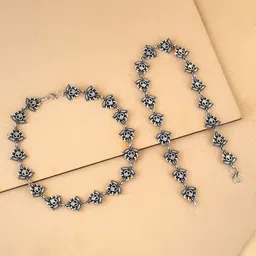 Adwitiya Collection Set Of 2 Silver-Plated Floral Anklets-picture-27