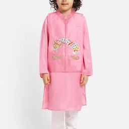 PICCOLO Boys Sequinned Straight Kurta with Pyjamas & Waistcoat-picture-57