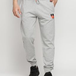 Underjeans by Spykar Grey Men Solid Joggers-picture-40