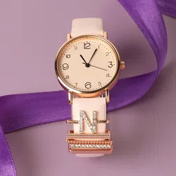 HAUTE SAUCE by  Campus Sutra Round Analog Watch With N Watch Charm AW23_HSCW5104-picture-25