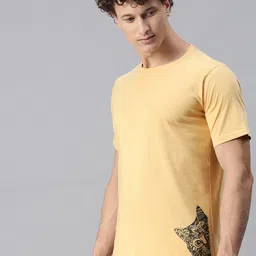 BRATMA Men Beige Printed T-shirt-picture-40