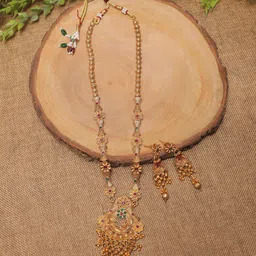 Swarajshop Gold-Plated Kundan Studded & Pearl Beaded Jewellery Set-image-4