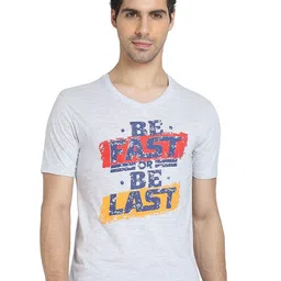 DYCA Men Grey Typography Printed V-Neck T-shirt-picture-15