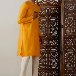 VASTRAMAY Yoke Design Regular Thread Work Kurta With Pyjamas-picture-18