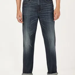 Wrangler Men Straight Fit Low Distress Heavy Fade Jeans-picture-29