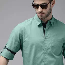 Roadster Men Sea Green Solid Pure Cotton Sustainable Casual Shirt-image-22