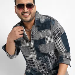 Instafab Plus Men Plus Size Classic Spread Collar Abstract Printed Cotton Casual Shirt-picture-31